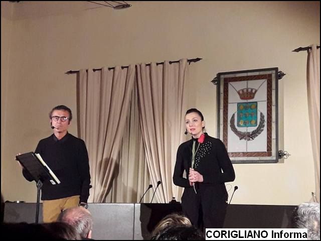 Successo per lo spettacolo contro la violenza sulle donne al palazzo San Bernardino di Rossano