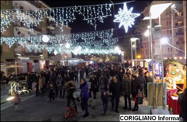 Inaugurati i mercatini di Natale nella citt di Rossano