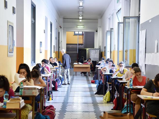 Scuola: Il Governo mette a disposizione della Calabria 17 milioni di euro
