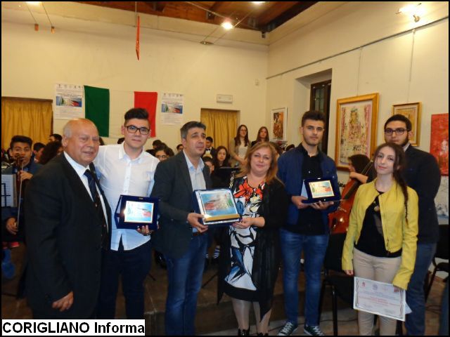 ROSSANO - UN SUCCESSO PER LA MANIFESTAZIONE SUL TRICOLORE