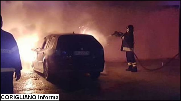 INCENDIO AUTO DE LORENZO, SOLIDARIET DELLAMMINISTRAZIONE