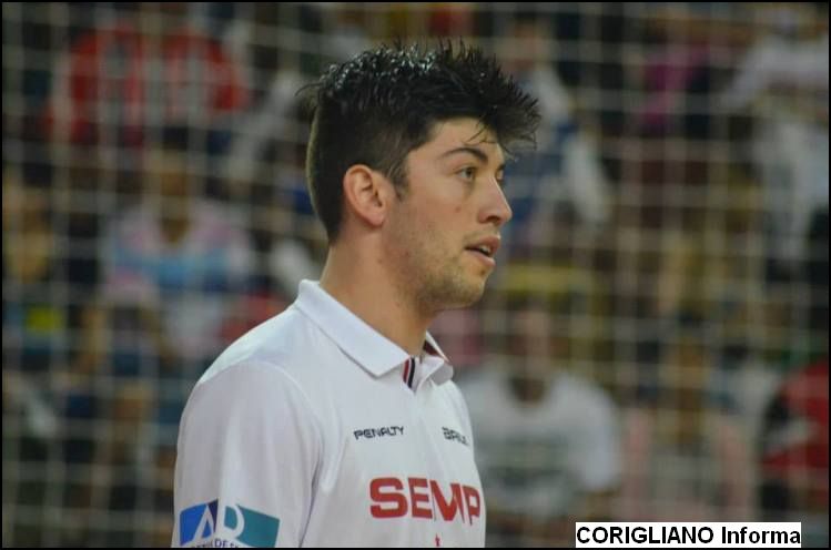 CORIGLIANO FUTSAL, ECCO GEDSON. STASERA TRIANGOLARE CON TRAFORO E MATERA