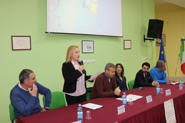 AllIIS Green-Falcone e Borsellino di Corigliano convegno su STRAPPI E STIRAMENTI: La prevenzione incomincia a tavola
