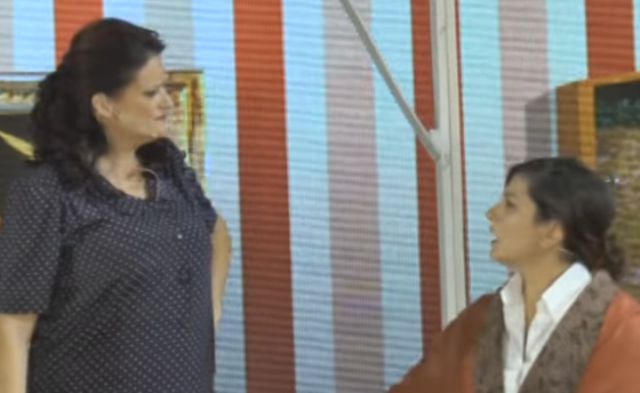 Area urbana. Sold out per la commedia Il Primo Primo Cittadino |Video