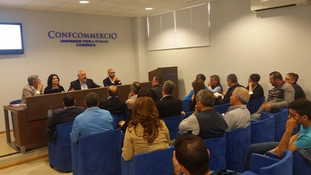 CONFCOMMERCIO PRESENTA IL BANDO CAMERALE A SOSTEGNO DELLE IMPRESE ALLUVIONATE