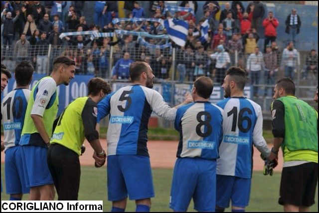 CORIGLIANO A COTRONEI PER LULTIMO ATTO PROMOZIONE.  CAROVANA DI TIFOSI AL SEGUITO