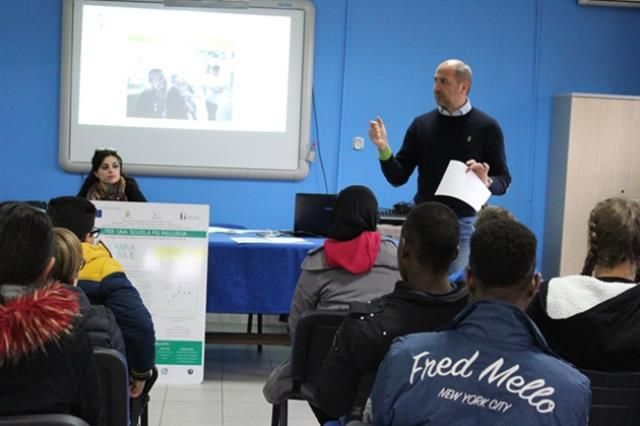 Corigliano, allIC Erododo al via il primo Centro di Informazione e sostegno allintegrazione degli alunni stranieri 