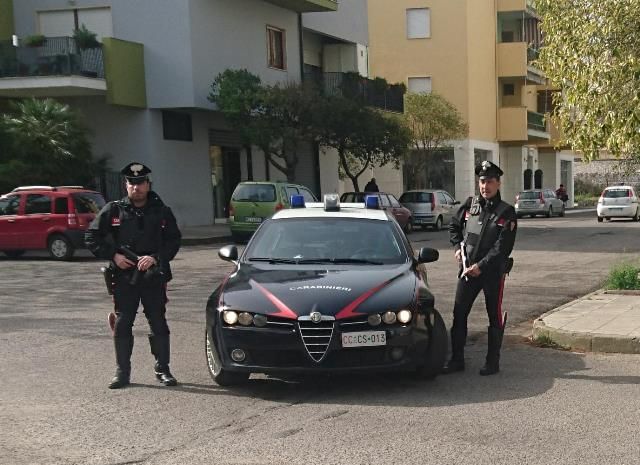 Corigliano: Automobilista tenta di corrompere i Carabinieri per evitare la multa, arrestato