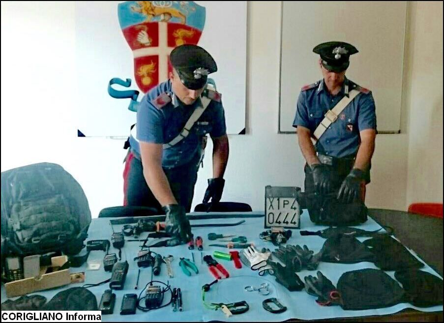 Corigliano Calabro  Sgominata banda di sei ladri mentre si appostavano per perpetrare il furto ad una banca 
