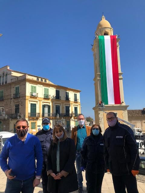 Corigliano-Rossano: Covid-19, tricolore su monumenti citt