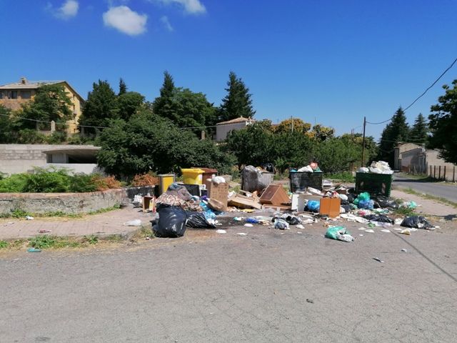 Corigliano-Rossano: Piana Caruso da zona di villeggiatura a discarica a cielo aperto