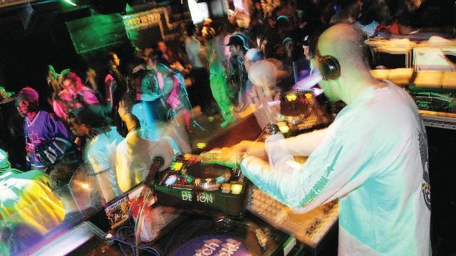 Corigliano-Rossano: Pubblici esercizi, ordinanza limita decibel