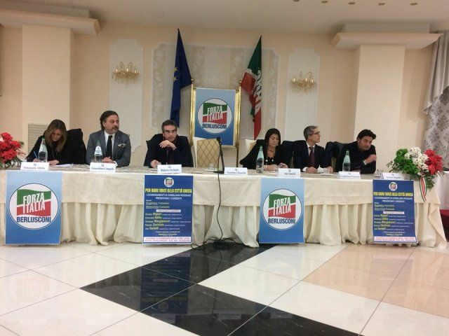 Forza Italia, grande partecipazione alla presentazione dei candidati