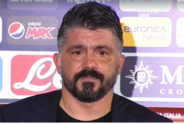 Gattuso commosso in diretta tv, dedica ai genitori: Eravamo molto legati a mia sorella Francesca 