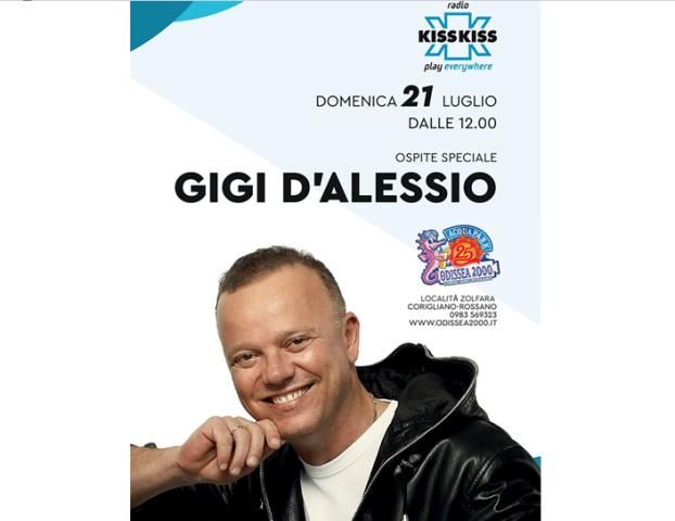 Gigi DAlessio a Corigliano-Rossano, social impazziti