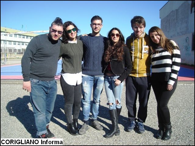 I LICEI DI CORIGLIANO TIFANO PER I GUAPOS