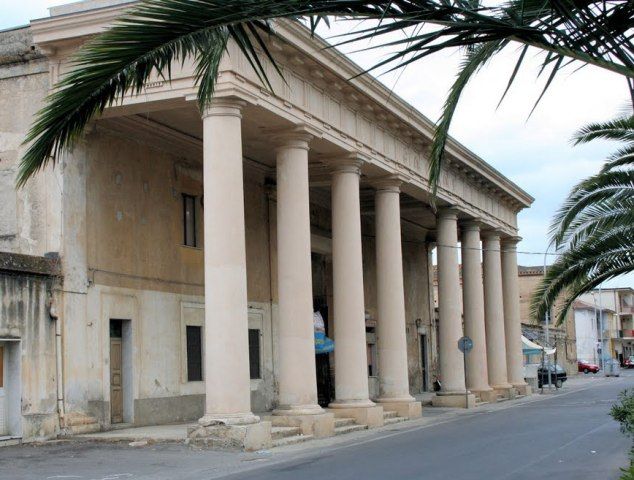 Corigliano. Vandali in azione al Quadrato Compagna
