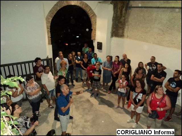Un grande successo la passeggiata notturna per il centro storico di Corigliano